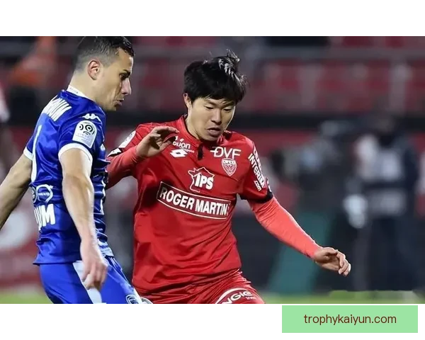 权昶勋中场风格持续提升，逐渐成为球队核心力量