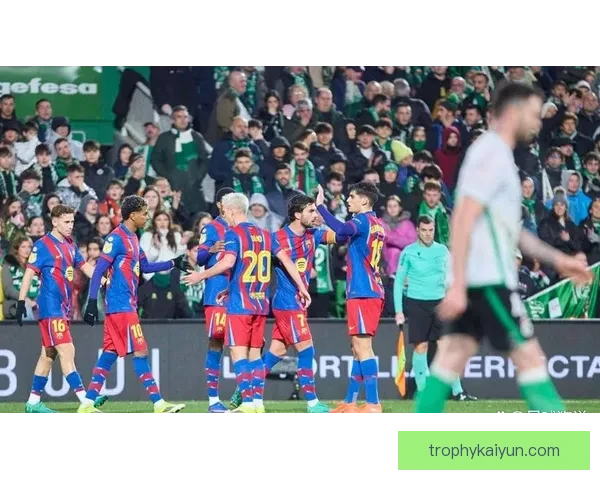 费尔明本赛季表现稳健，被视为巴萨中场接班人健备受期待